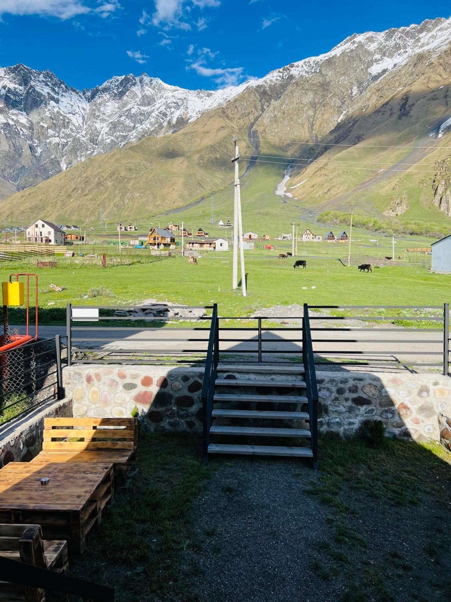 Savalley Kazbegi Экстерьер фото